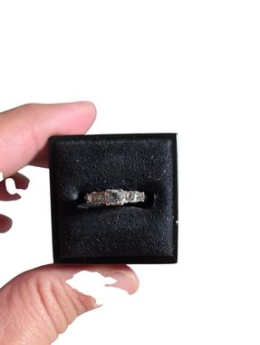 Size 4 Silver Toned Cubic Zirconia 5 Stone Ring